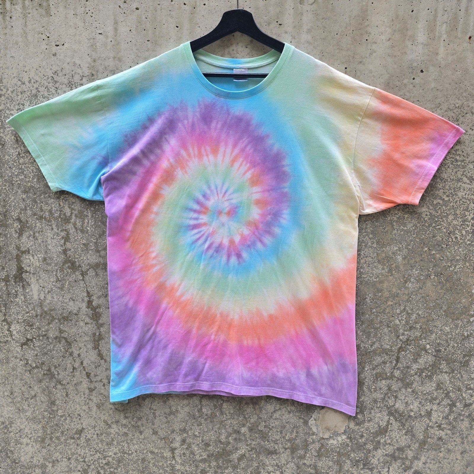 Pastel regenboog tie dye fret & maan t-shirt unisex maat 4XL, Kleding | Heren, Grote Maten, Overige kleuren, Spiral Creaties, Shirt
