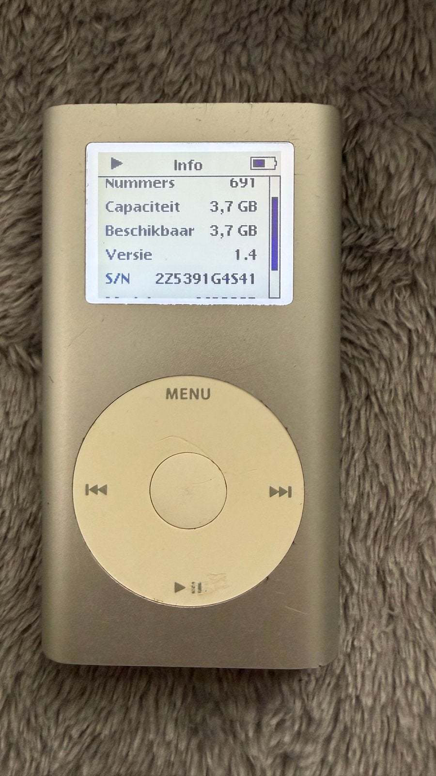 Apple iPod Mini 4GB - Zilver (Gebruikt) (m2457877432) — Mp3-spelers ...