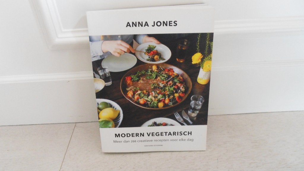 Anna Jones : Modern vegetarisch, Boeken, Ophalen of Verzenden, Gelezen, Anna Jones, Vegetarisch