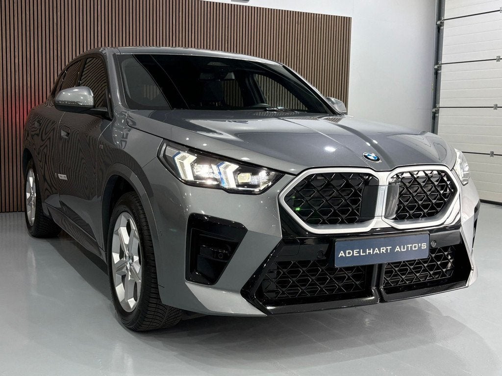 BMW X2 SDrive20i M Sport 170 PK Automaat Mild Hybride Nieuw, Auto's, BMW, X2, Gebruikt, Zwart, Bedrijf