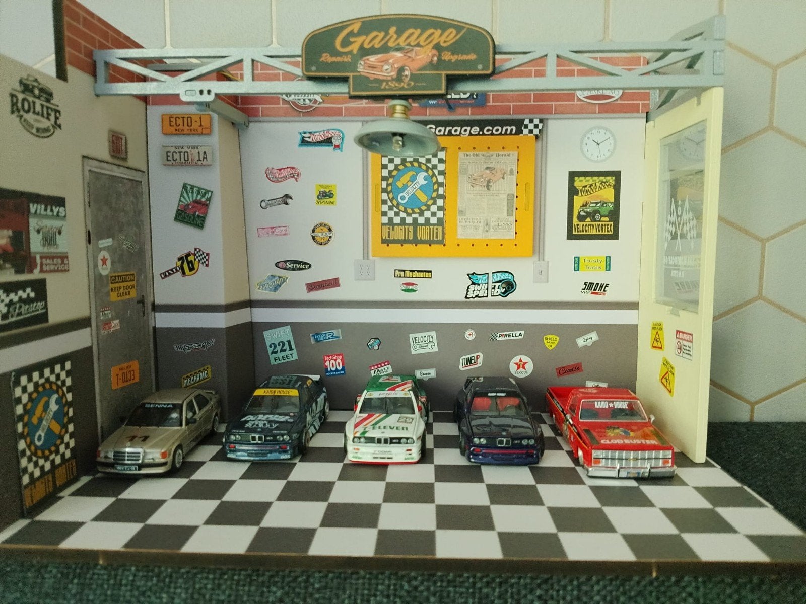 Verzameling 1:64 kaido house, Ophalen of Verzenden, Zo goed als nieuw, Auto