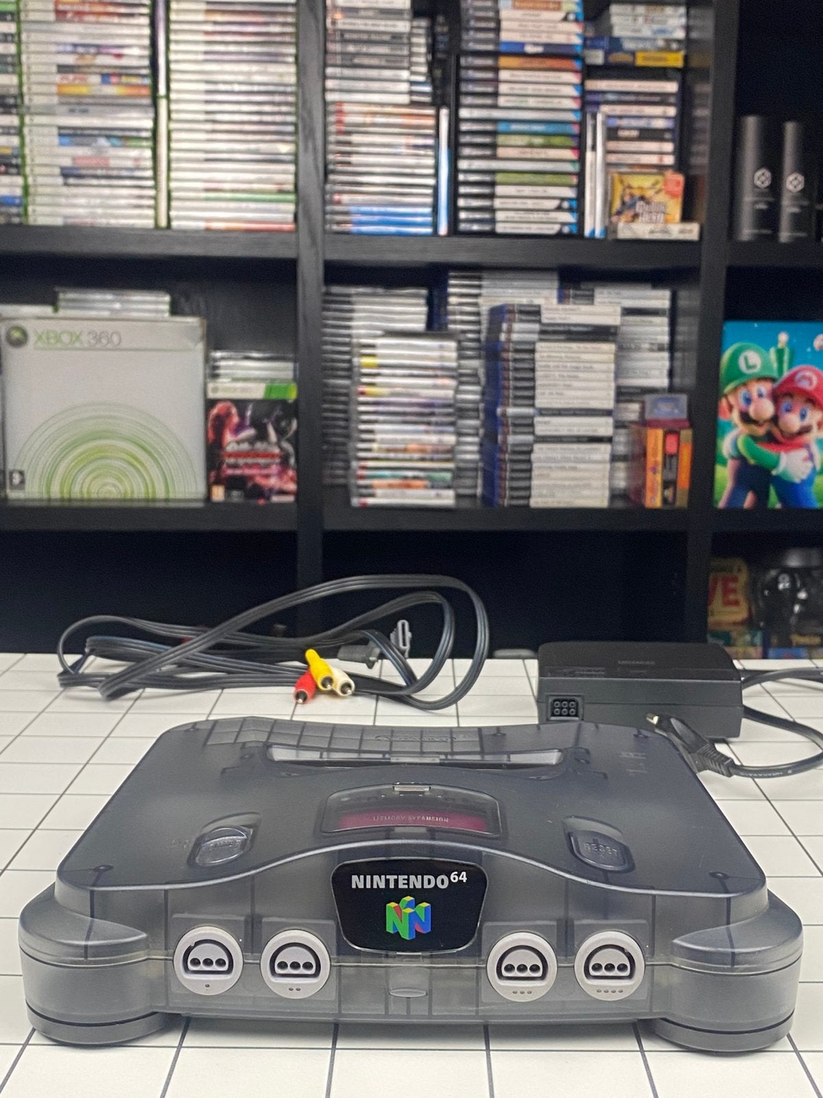 N64 Nintendo 64 Console Funtastic Series Smoke Grey Console, Nintendo, Www.nintendo.com, Ophalen of Verzenden, Zo goed als nieuw