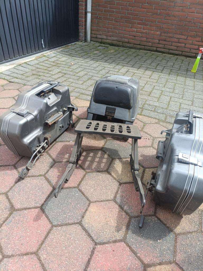 Hond gl650 kuip en kofferset, Motoren, Ophalen
