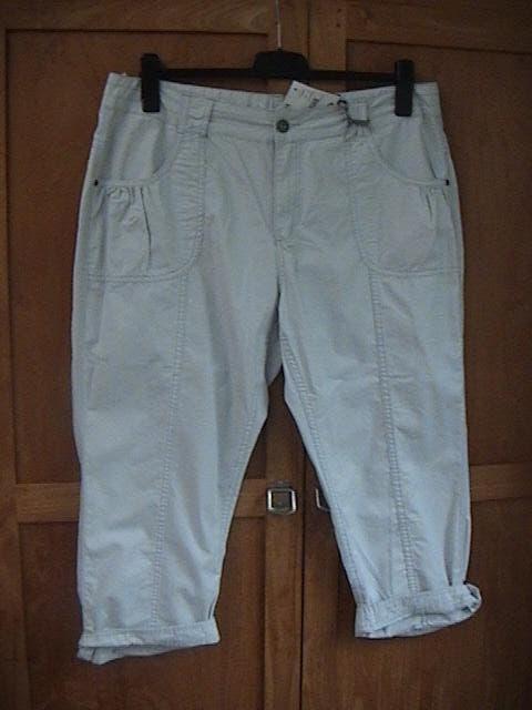 CITY LIFE mooie NIEUWE lichrgrijze 3/4 broek maat 46 XXL XL, City Life, Maat 46/48 (XL) of groter, Nieuw, Ophalen of Verzenden