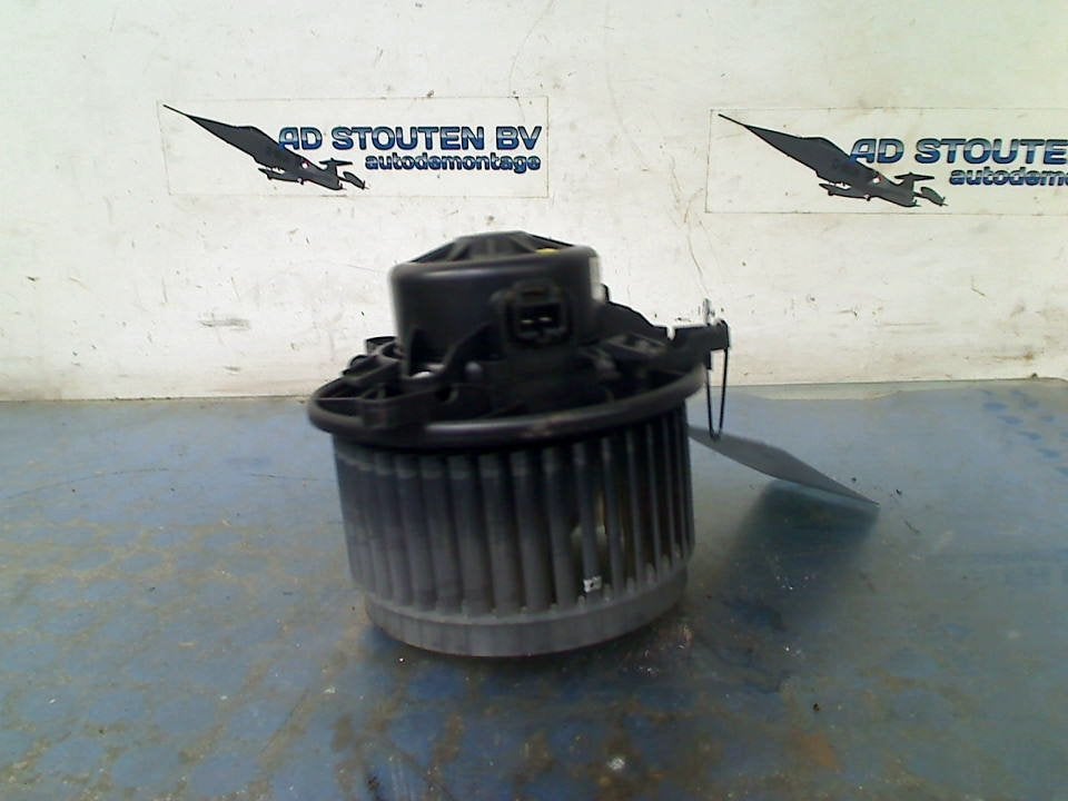 Kachel Ventilatormotor Opel Insignia 2010 5242673401, Gebruikt, Bahnhofsplatz, Rüsselsheim am Main 65423, , Duitsland, Opel, Opel Automobile GmbH
