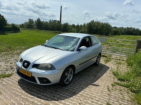Seat Ibiza 1.6 77KW 3DRS 2007 Grijs, Auto's, Seat, Particulier, Ibiza, Airbags, Airconditioning, Alarm, Centrale vergrendeling