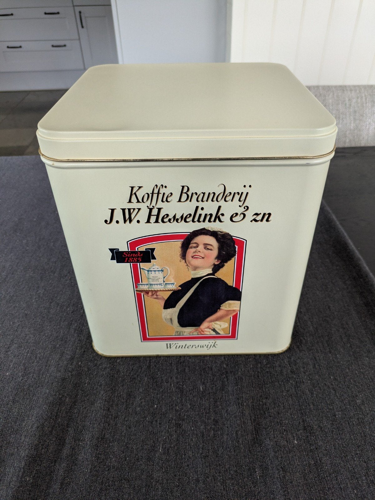 Vintage Koffieblik J.W. Hesselink e zn Winterswijk, Verzamelen, Blikken, Ophalen of Verzenden, Gebruikt, Koffie, Overige merken