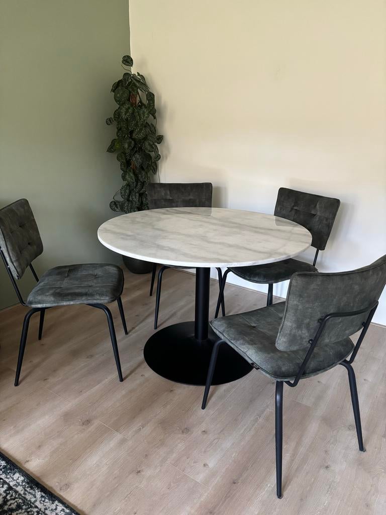 Henders & Hazel eettafelstoelen en marmeren eettafel, Huis en Inrichting, Ophalen, Overige materialen, 100 tot 150 cm, Rond