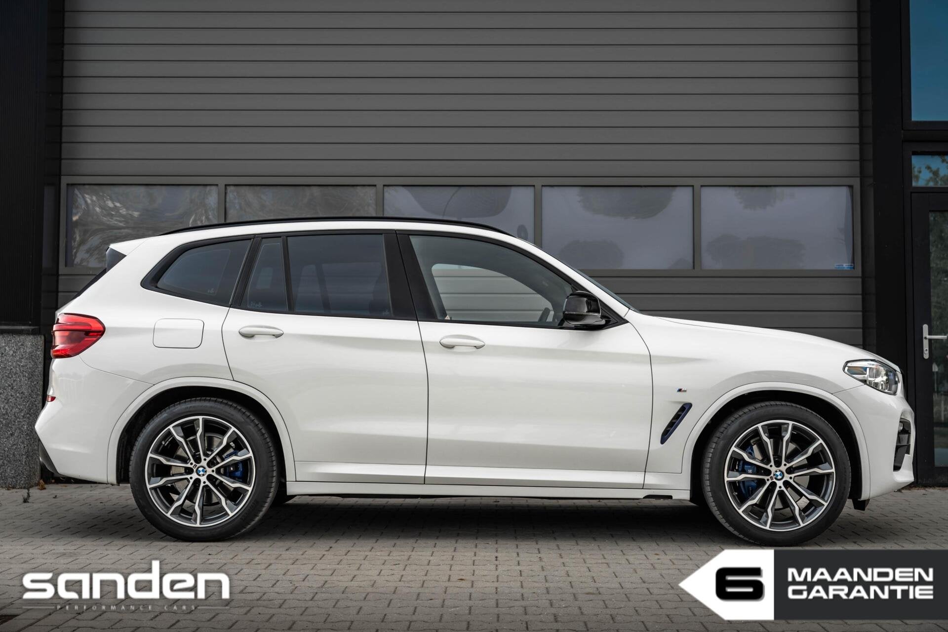 BMW X3 xDrive30i High Executive|MSport|AdaptivLED|HUD|Sfeerv, 1998 cc, Lichtsensor, 4 cilinders, Wit