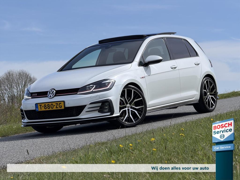 Volkswagen Golf 7.5 2.0 TSI GTI 300PK / Pano / Virtual Cockp, Auto's, Stof, Gebruikt, Euro 6, 4 cilinders