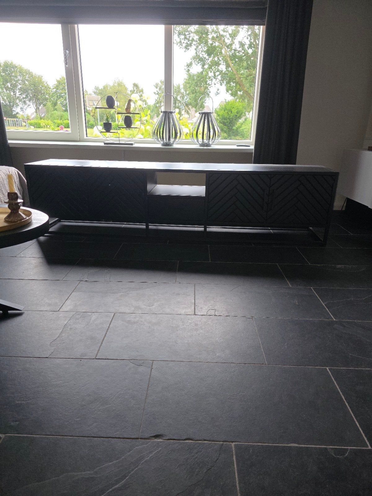 Zwart Mangohouten TV-meubel met metalen omlijsting, Huis en Inrichting, Zo goed als nieuw, 200 cm of meer, Minder dan 100 cm, 25 tot 50 cm
