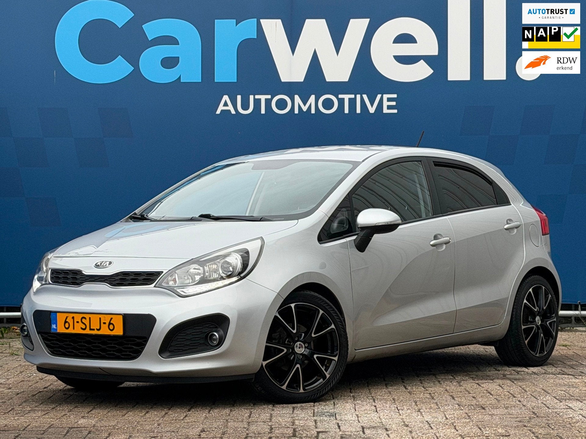 Kia Rio 1.2 CVVT Plus Pack|Airco|ElektrischeRamen|Carplay|Bl, Auto's, Euro 5, Zwart, 4 cilinders, Origineel Nederlands