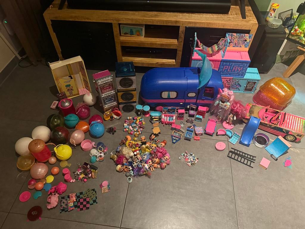Lol surprise camper en huis en poppen, Ophalen of Verzenden, Zo goed als nieuw, Meisje