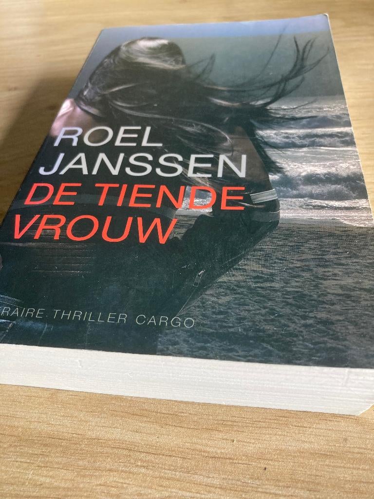 Boek Roel Janssen, Ophalen of Verzenden, Gelezen
