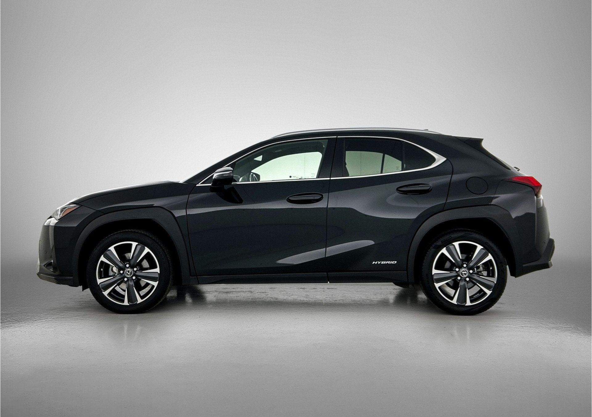 Lexus UX 250h Preference Line | BTW voertuig | Dealer onderh, 12 maanden, Gebruikt, 4 cilinders, Automatische klimaatregeling
