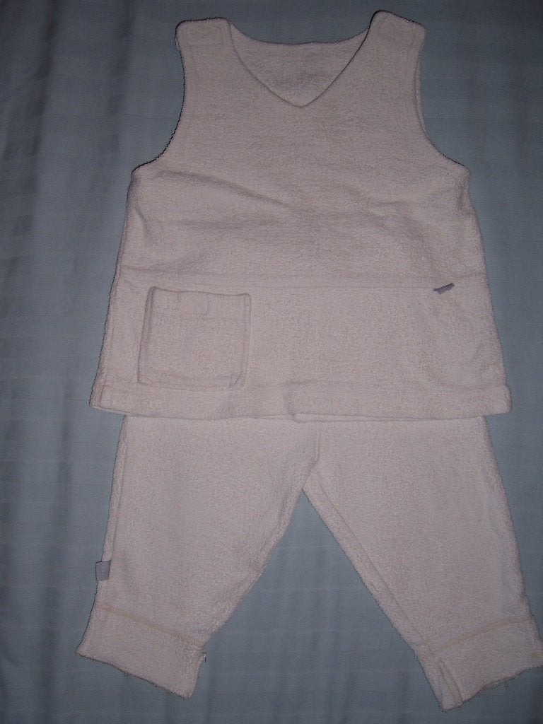 Ecru / wit meisjes setje = broekje en hesje Baby K maat 80, Kinderen en Baby's, Babykleding | Maat 80, Gebruikt, Baby k, Meisje