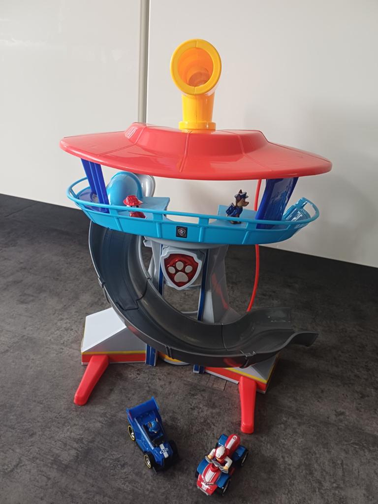 PAW patrol Toren inclusief. 2 auto's  + 2 poppetjes, Kinderen en Baby's, Speelgoed | Actiefiguren, Ophalen