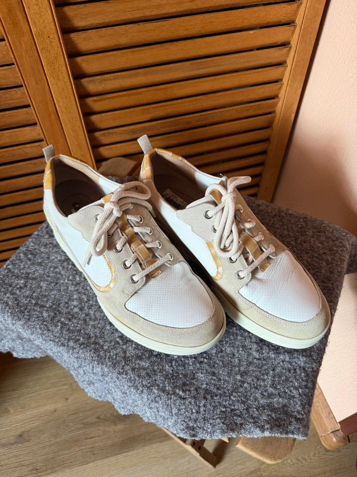 7X Merk Dames Sneakers ( Gabor/Durea/ Solidus/Caprice Mt 39/, Overige kleuren, Ophalen of Verzenden, Sneakers of Gympen, Zo goed als nieuw