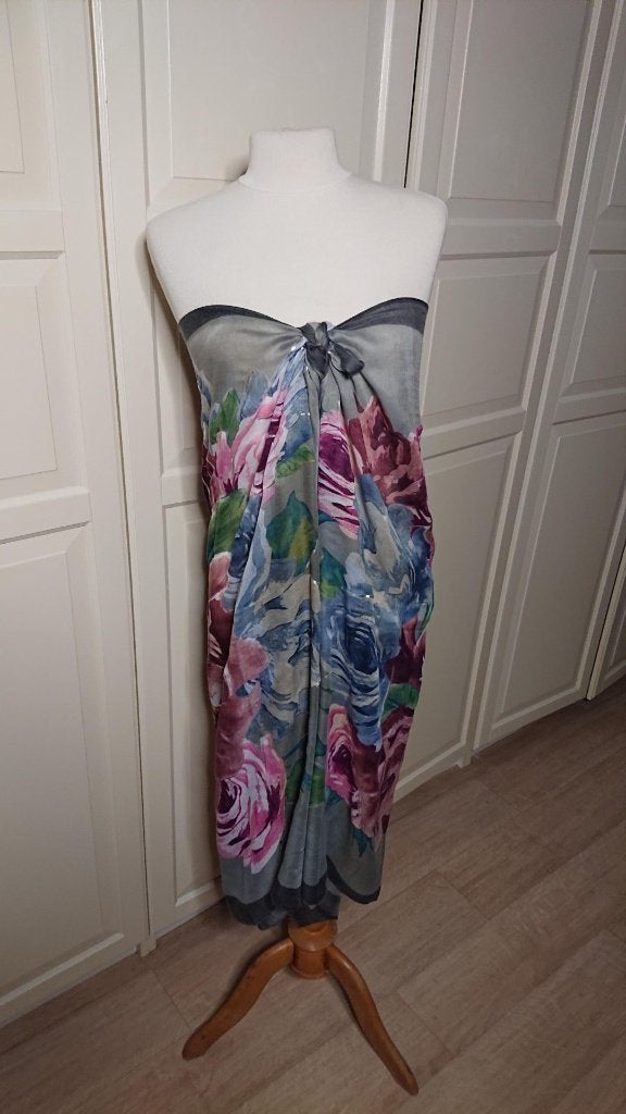 Diverse pareo sarong sauna omslagdoek extra breed bloemen, Ophalen of Verzenden, Zo goed als nieuw, Overige typen