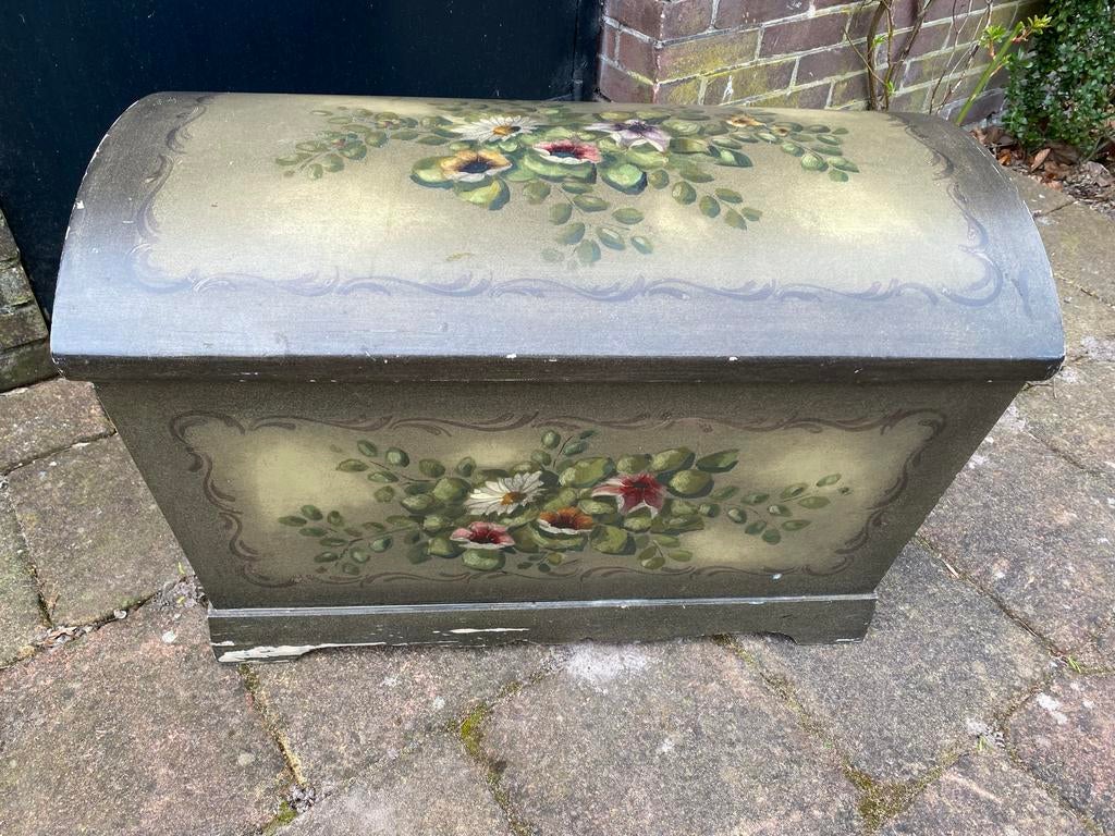 Oude beschilderde Zweedse kist, Antiek en Kunst, Ophalen of Verzenden