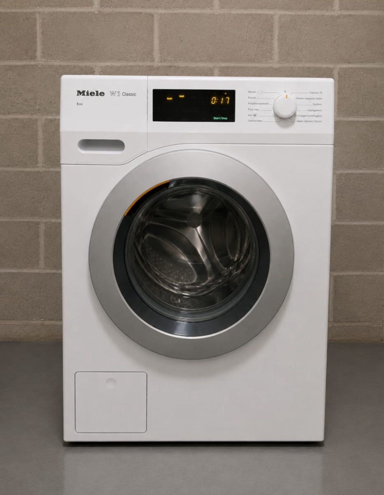Miele, Ophalen, Zo goed als nieuw, 85 tot 90 cm, 1200 tot 1600 toeren