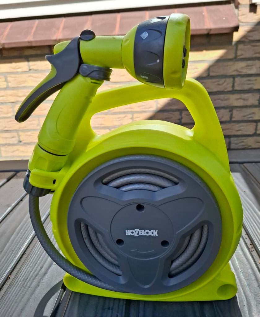 Hozelock Tuinslanghaspel met spuitpistool, Ophalen, Zo goed als nieuw, Tuinslanghaspel