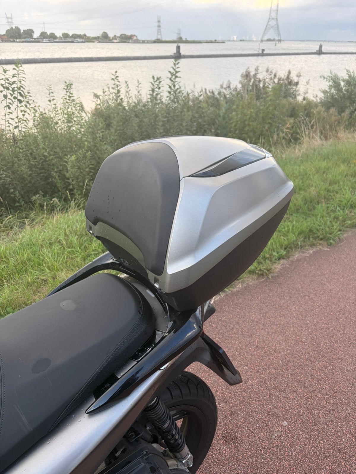 Foto 18 van Honda sh 350i 2023