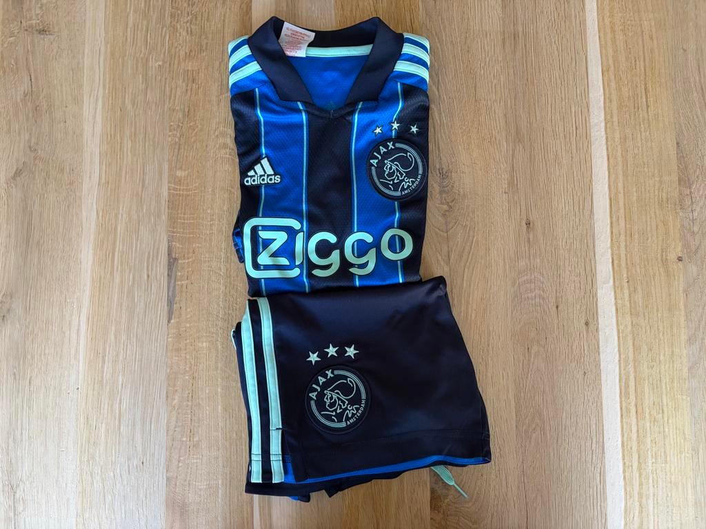 Officieel Ajax uit tenue seizoen 21/22, Sport en Fitness, Voetbal, Ophalen of Verzenden, Zo goed als nieuw