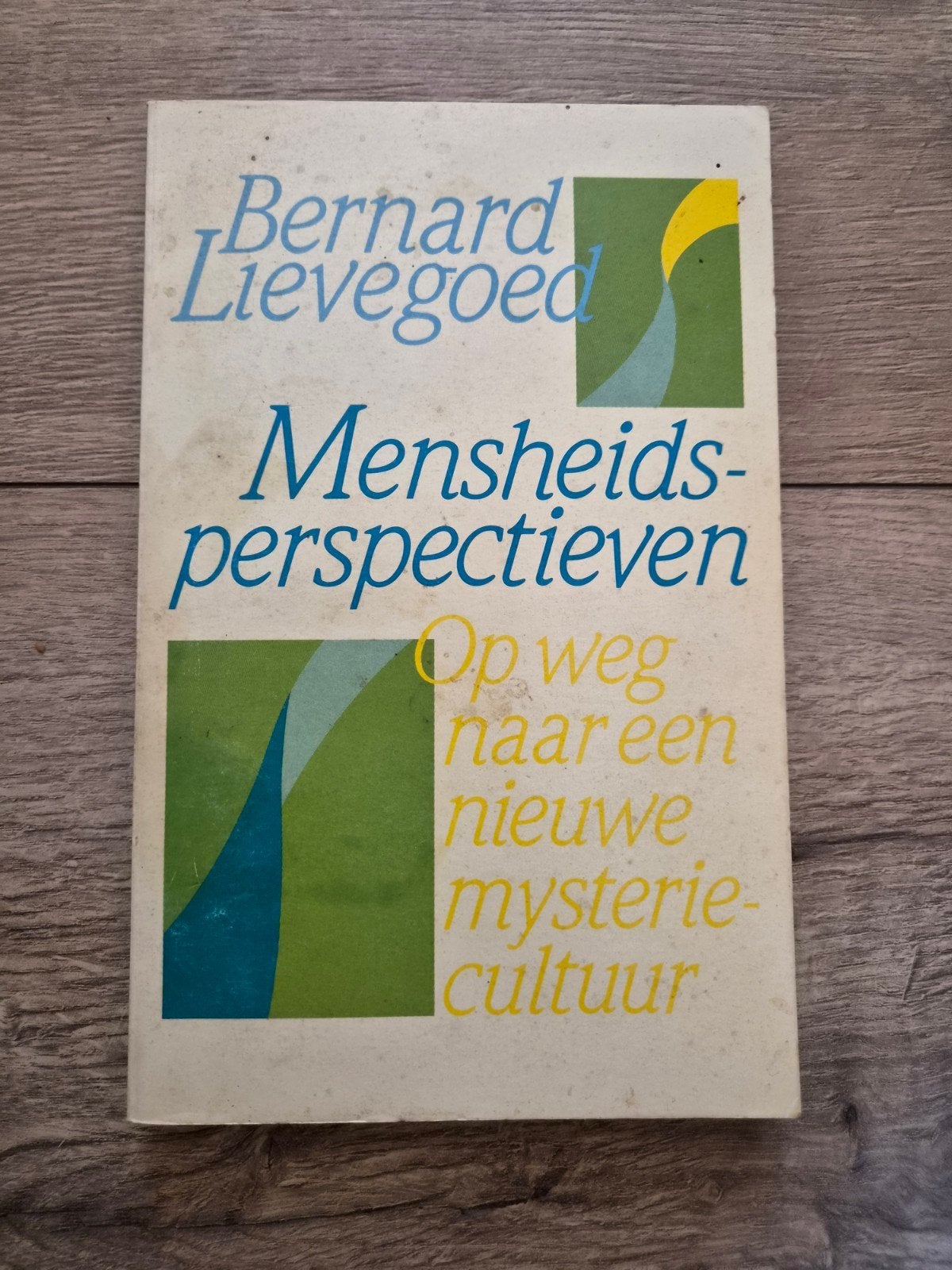 Mensheidsperspectieven - Bernard Lievegoed, Gelezen, Achtergrond en Informatie, Spiritualiteit algemeen, Ophalen of Verzenden