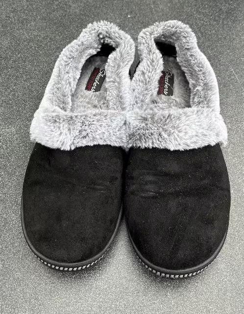 Skechers pantoffels maat 40, Zwart, Ophalen of Verzenden, Zo goed als nieuw, Pantoffels of Sloffen