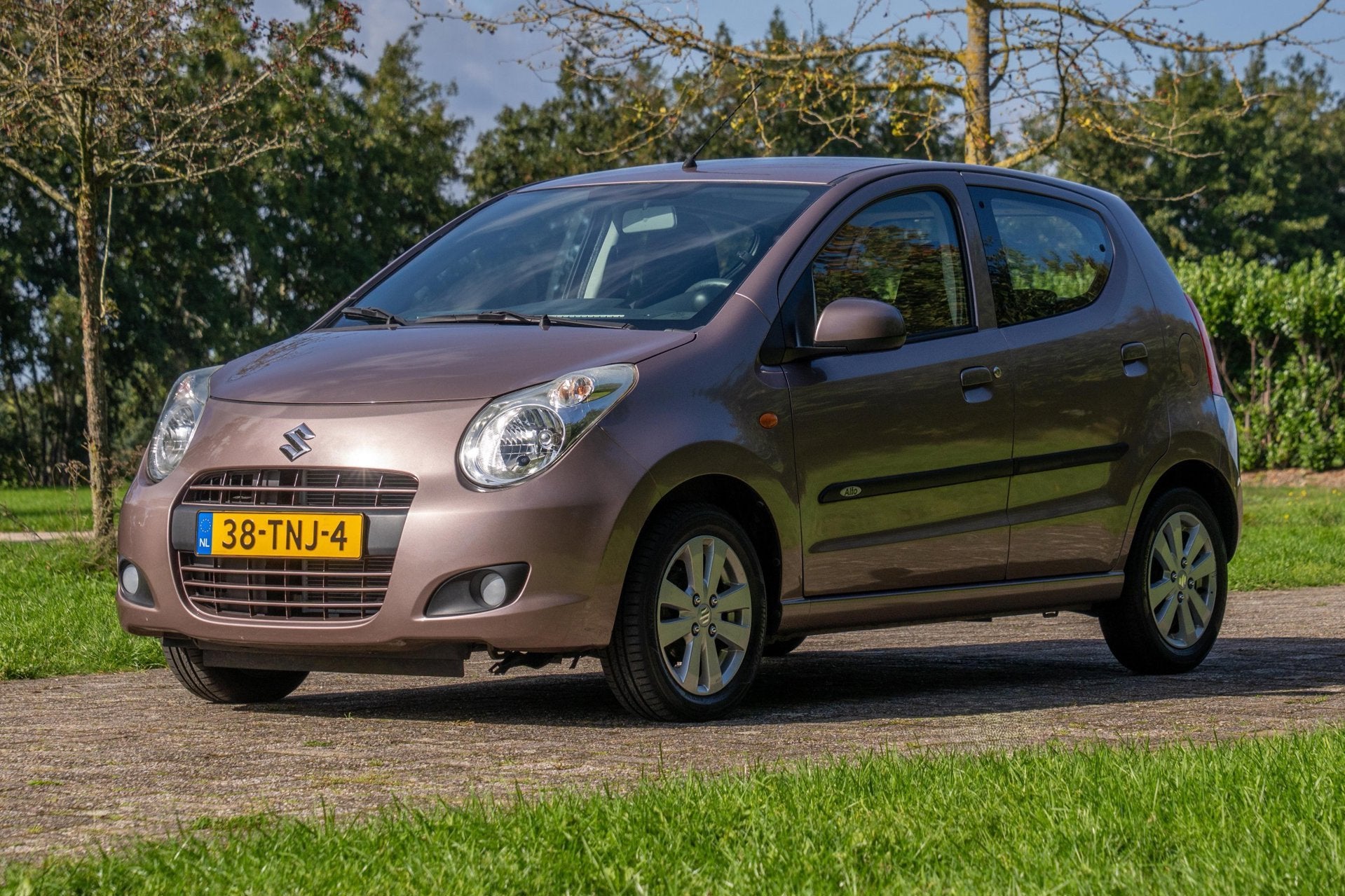 Suzuki Alto 1.0 Exclusive 1e Eigenaar 55.900 km +NAP NL-auto, Stof, Gebruikt, 200 kg, Bruin
