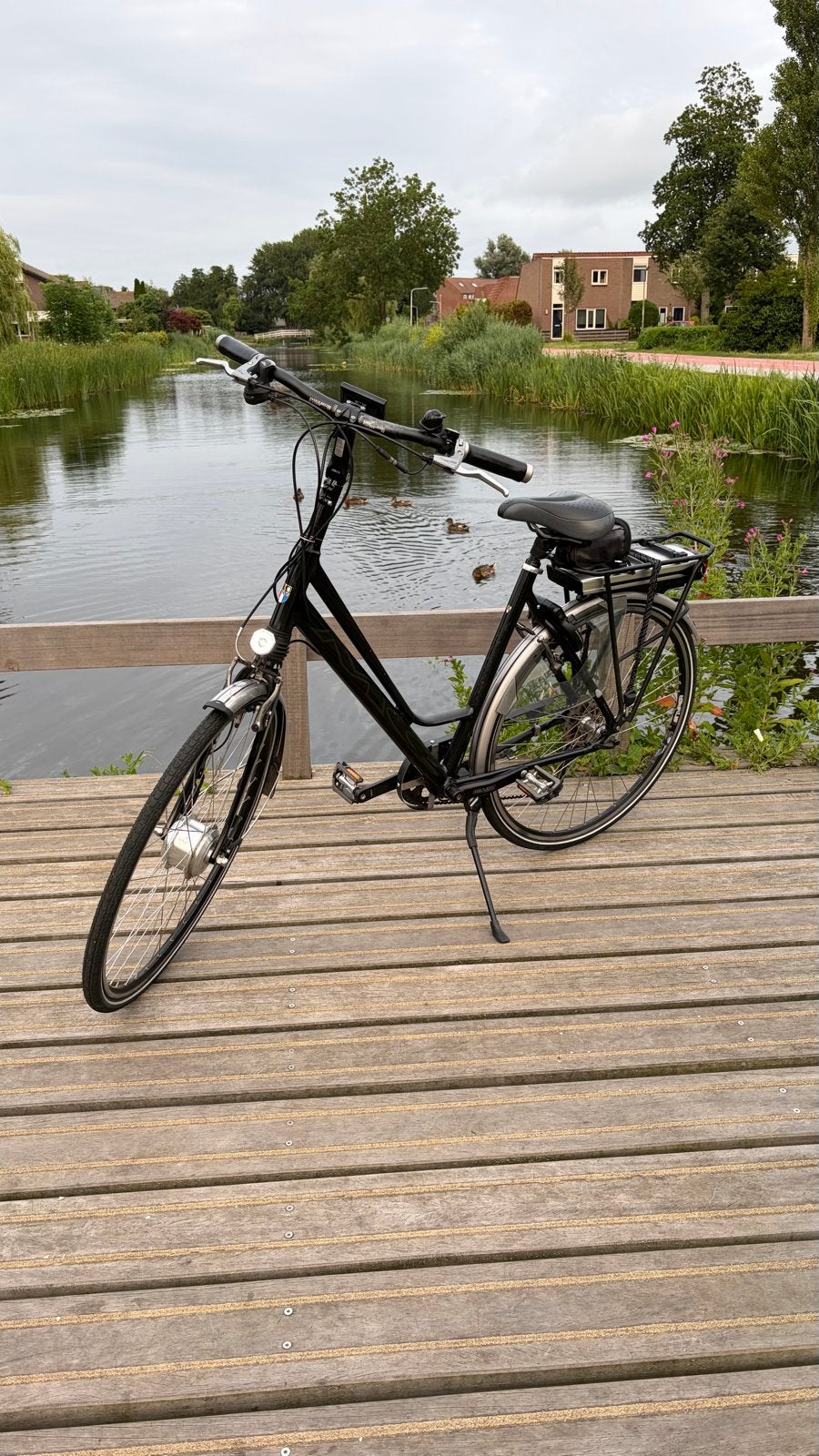 Elektrische fiets - Zwart - Goede staat, Gebruikt, 51 tot 55 cm, 50 km per accu of meer, Ophalen