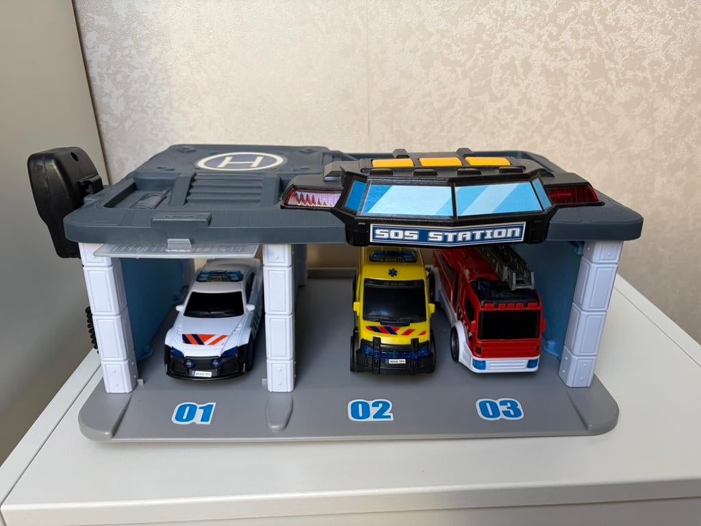 Dicky toys rescue centre ambulance brandweer politie ZGAN, Ophalen, Zo goed als nieuw