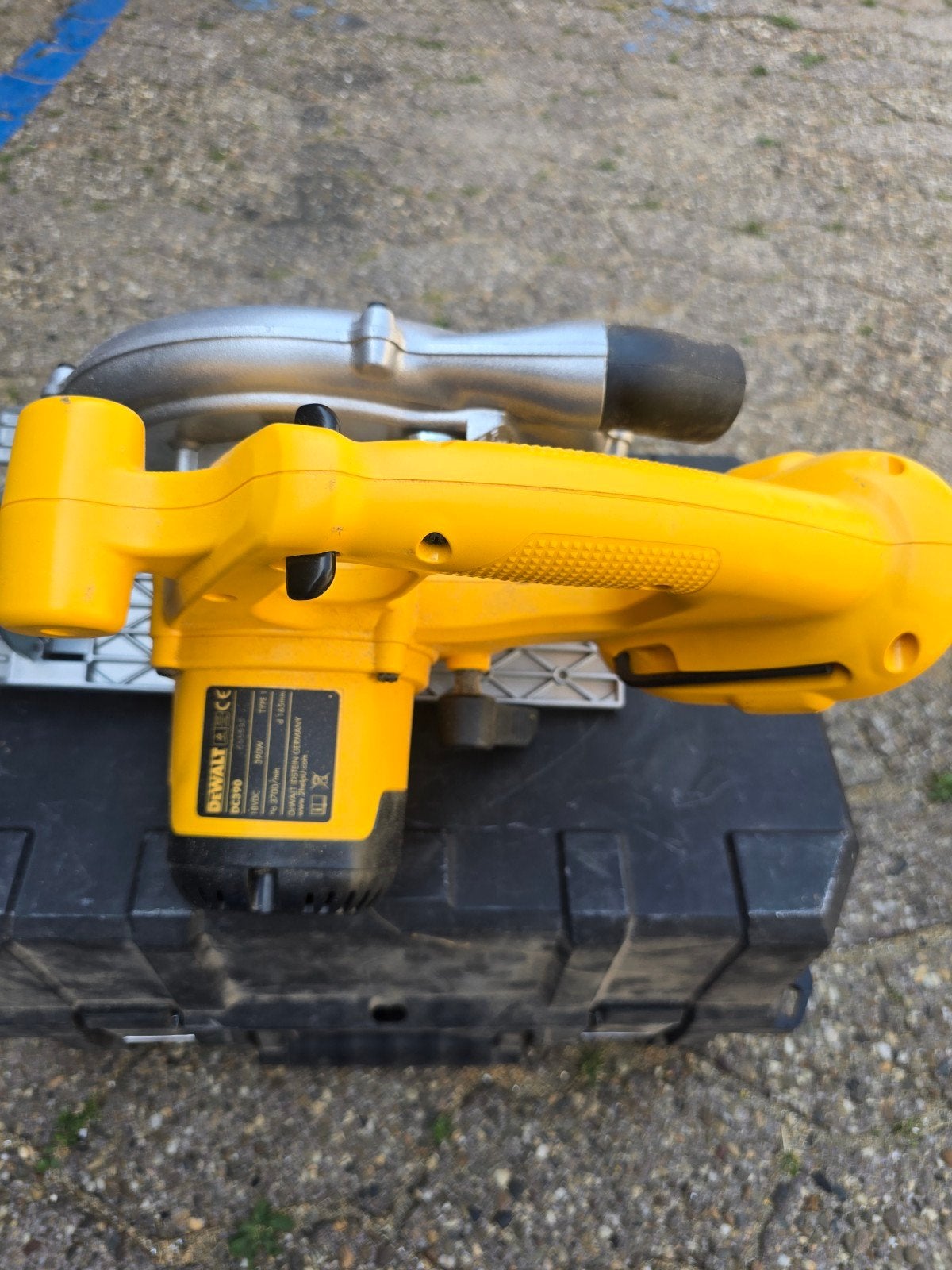 DE Walt  DC 390, Ophalen, Zo goed als nieuw, 1200 watt of meer, 30 tot 70 mm