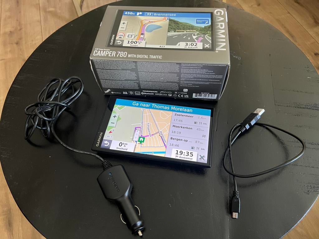 Garmin Camper 780 navigatie met digitale verkeersinformatie, Auto diversen, Autonavigatie, Ophalen of Verzenden, Zo goed als nieuw