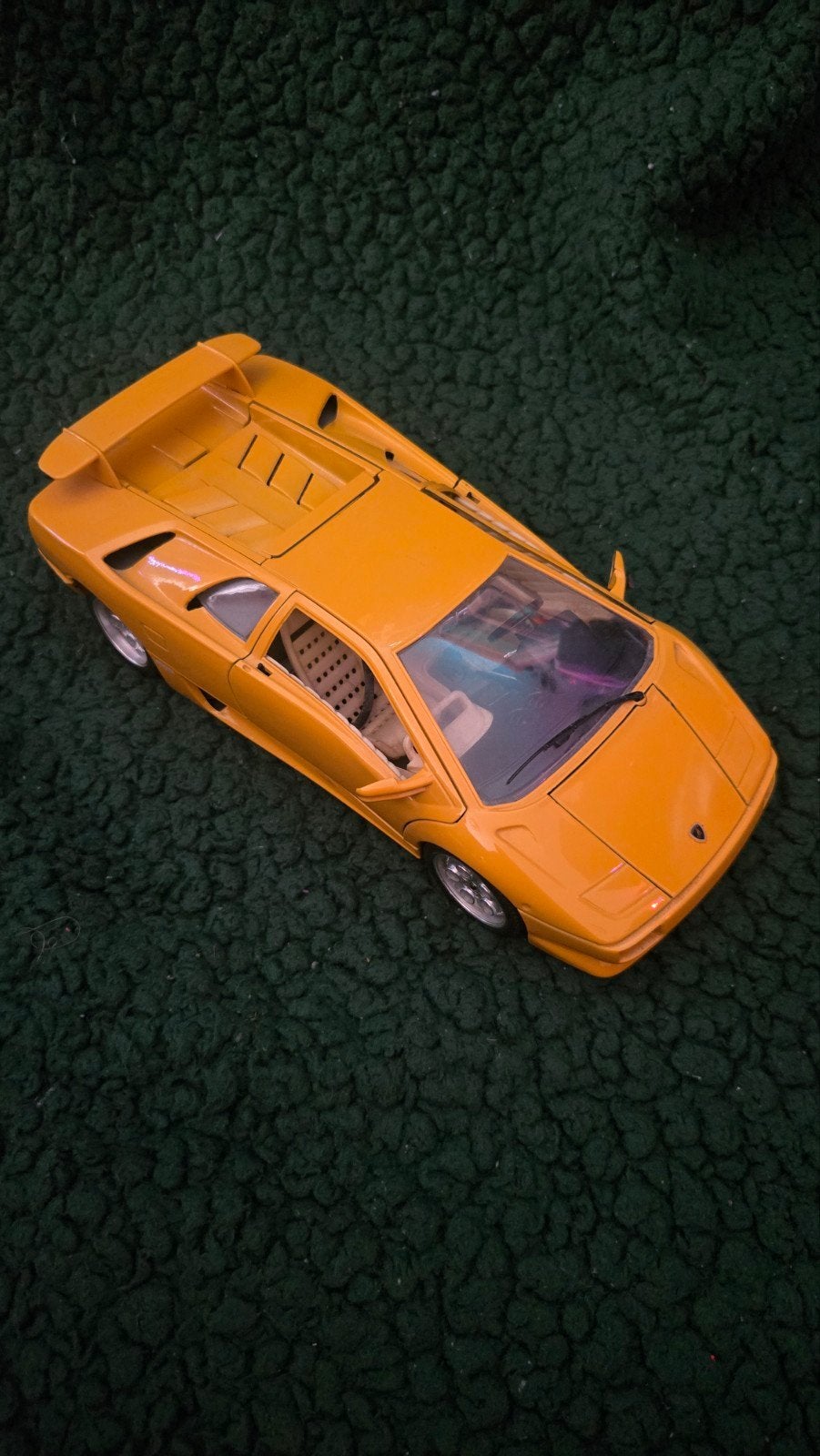 Gele Lamborghini Diablo Modelauto - Gedetailleerd, Ophalen, Zo goed als nieuw, Auto, Overige merken