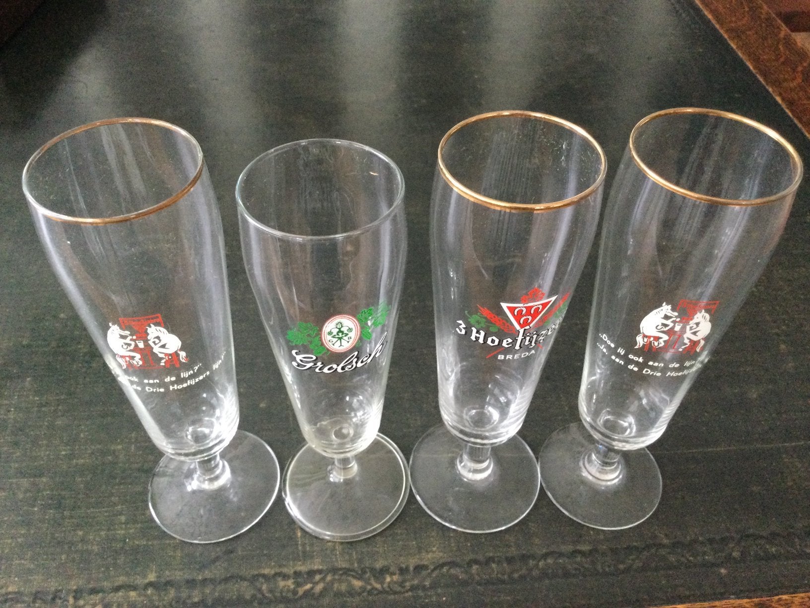 Vier mooie oude bierglazen jaren zestig, Verzamelen, Ophalen of Verzenden, Zo goed als nieuw, Glas of Glazen, Overige merken