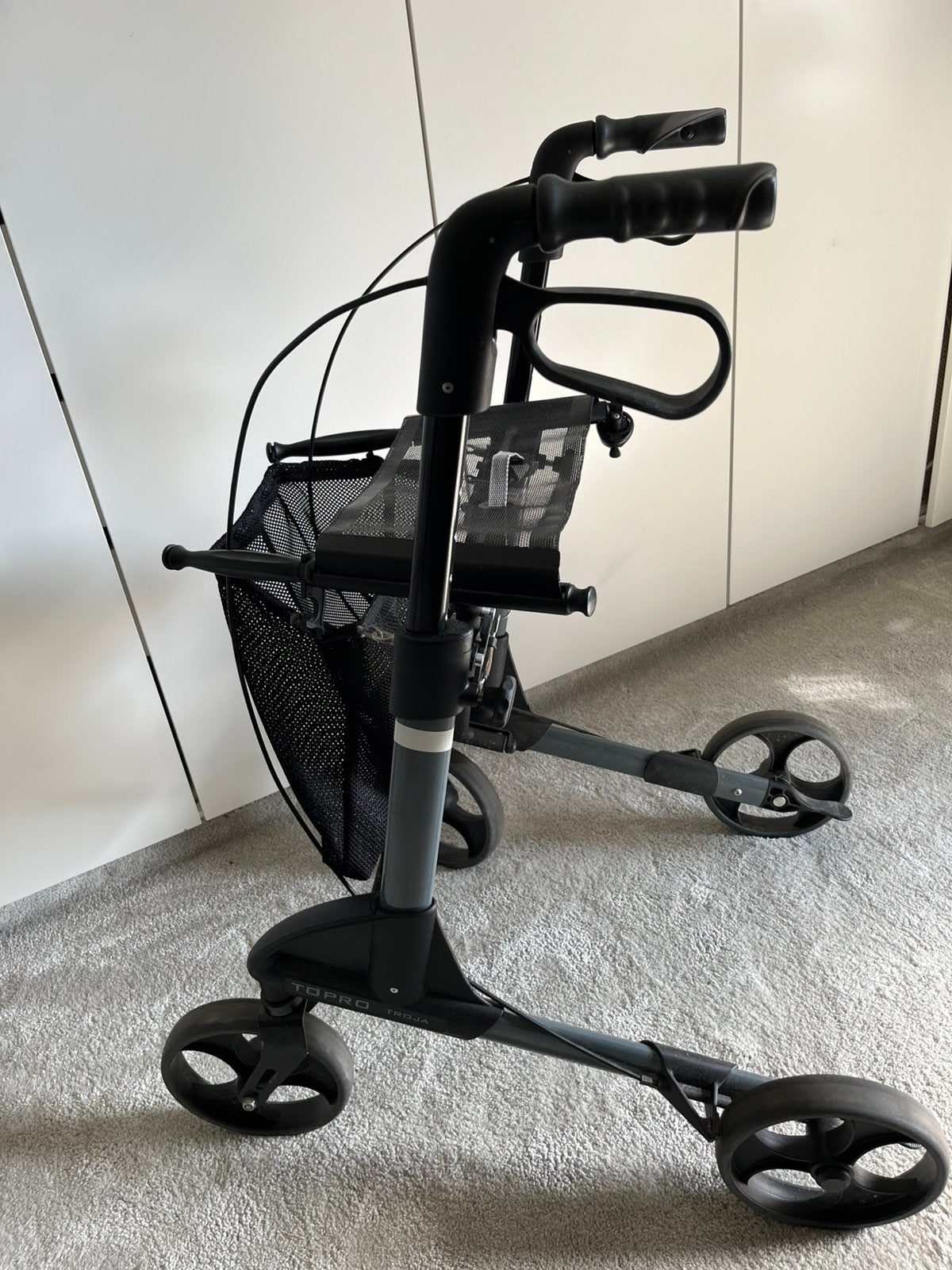 Topro Troja Classic Rollator – Maat M – Uitstekende staat, Ophalen, Lichtgewicht, Zo goed als nieuw