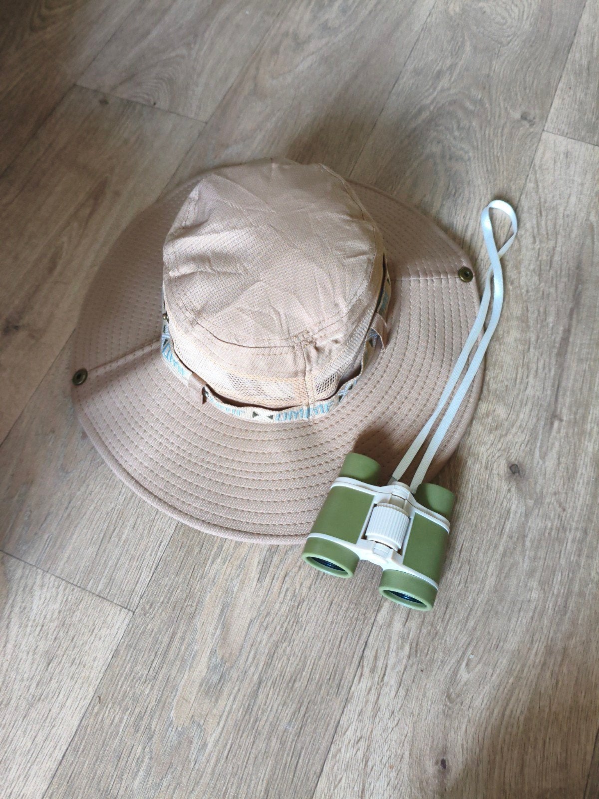 Safari verkleed set hoed en verrekijker, Ophalen of Verzenden, Zo goed als nieuw, Kostuum, Overige