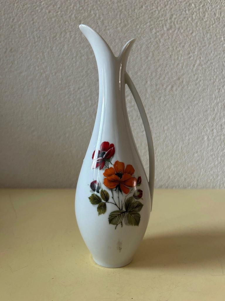 Vintage Bavaria Creidlitz vaasje, Wit, Aardewerk of Porselein, Ophalen of Verzenden, Zo goed als nieuw