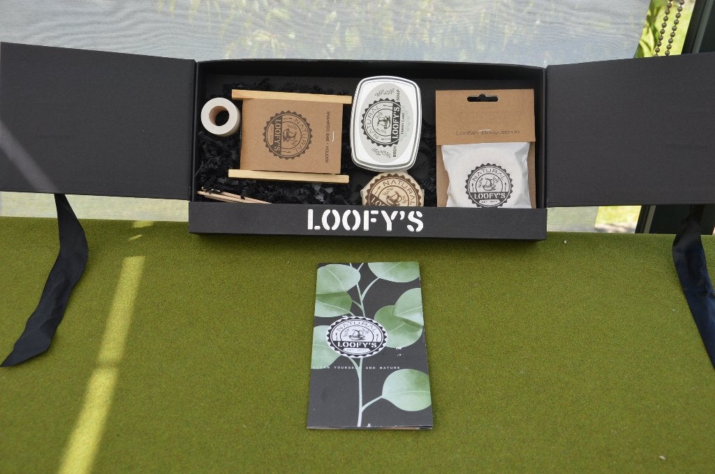 Loofy`s Gift set/ box body producten shampoo 100% natuurlijk, Ophalen of Verzenden, Nieuw, Gehele gezicht, Verzorging