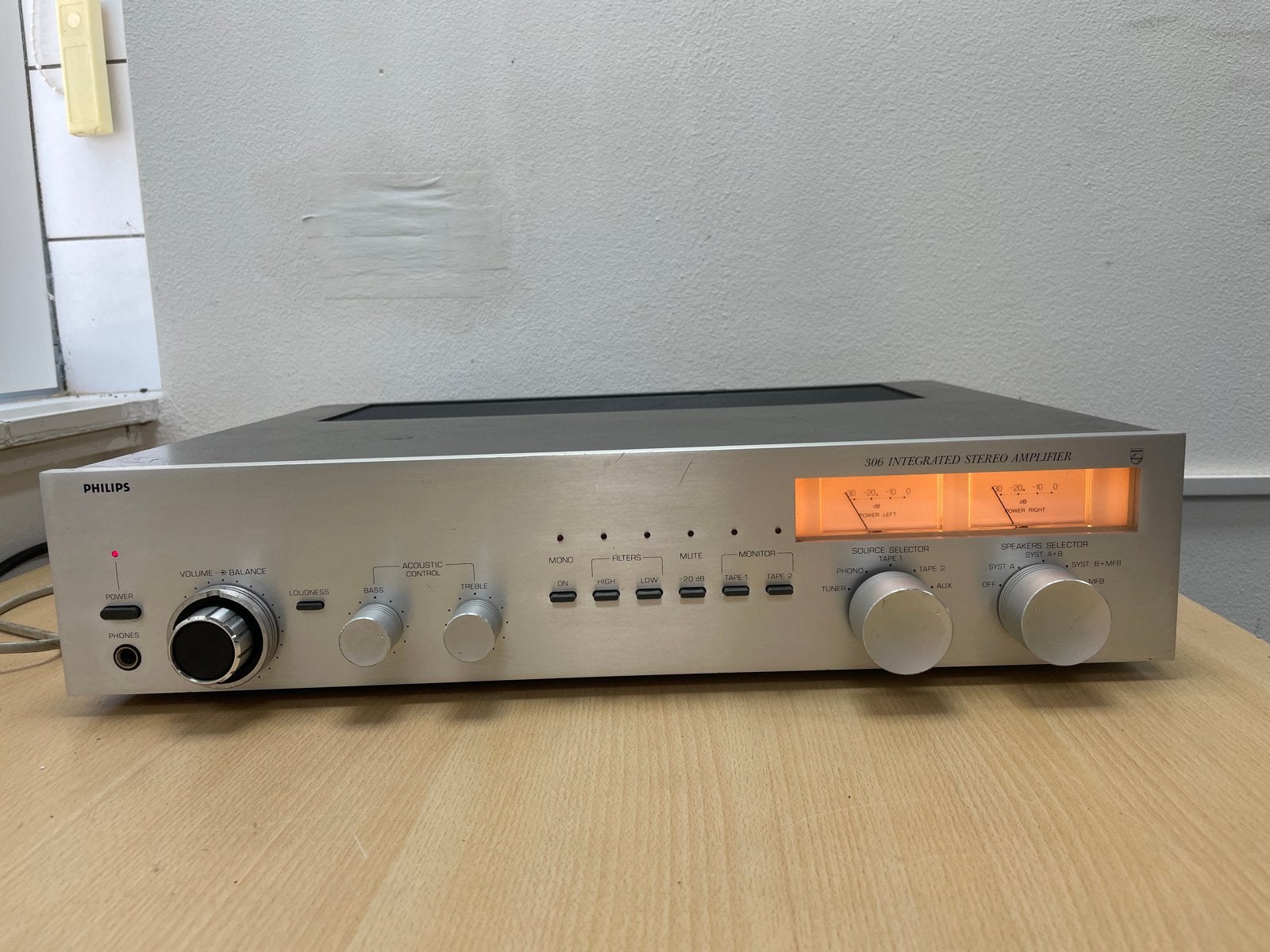 Philips 306 Integrated Stereo Amplifier, Philips, Gebruikt, Nvt, Nvt