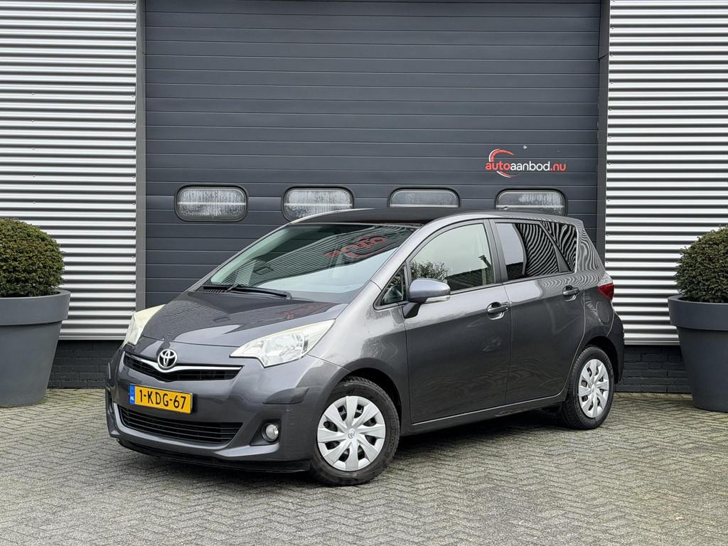 Toyota Verso-S 1.3 VVT-i Aspiration | Camera | Cruise Contro, Auto's, Voorwielaandrijving, Euro 5, Stof, Gebruikt