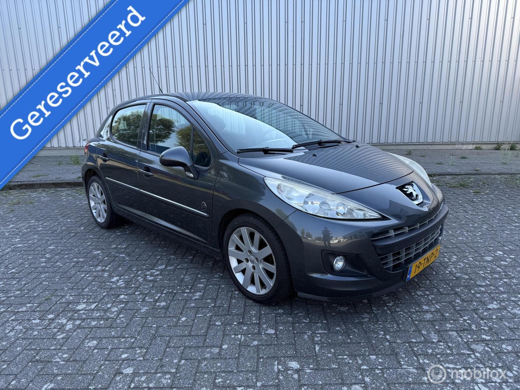 Peugeot 207 1.4 VTi Urban Move, Airco, Cruise, trekhaak, Voorwielaandrijving, Euro 5, Stof, Gebruikt