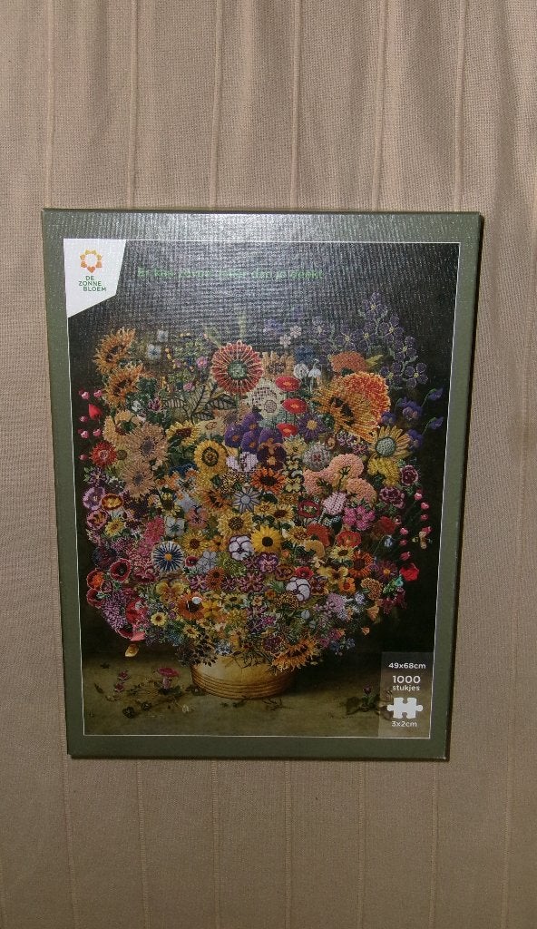 Puzzel van de Zonnebloem.1000 stukjes. Vaas met bloemen, Ophalen of Verzenden, 500 t/m 1500 stukjes, Gebruikt, Legpuzzel