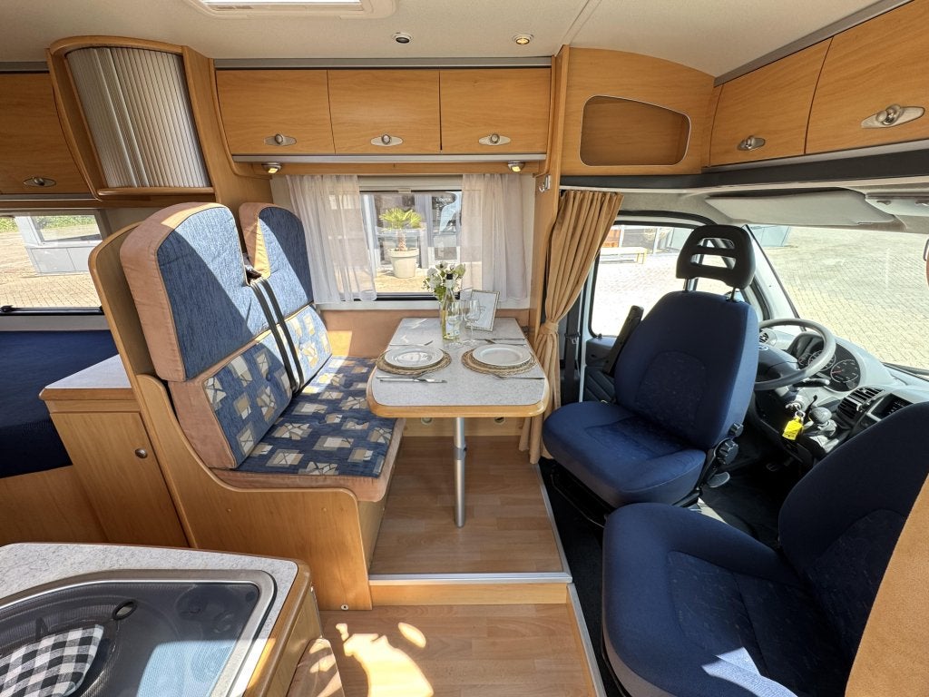 Homecar P 561 Motorairco Fransbed Uitmuntende staat, Overige merken, Standaard zit, Home Car S.r.l., Ringverwarming