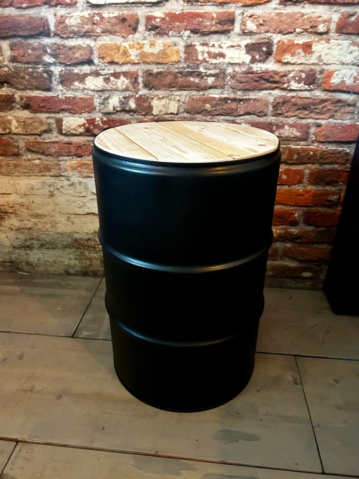 Olievat bijzettafel, Minder dan 55 cm, Rond, Zo goed als nieuw, Ophalen