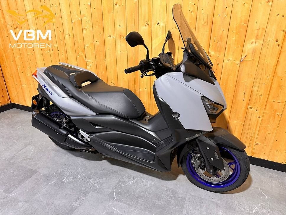 YAMAHA X MAX 300 ABS (bj 2021) 20135Km, Motoren, Scooter, 292 cc, Bedrijf, Onbekend