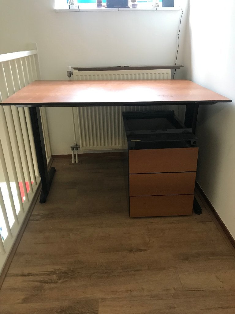 Bureau, Ophalen, Gebruikt, 120 cm, Schoolbureau