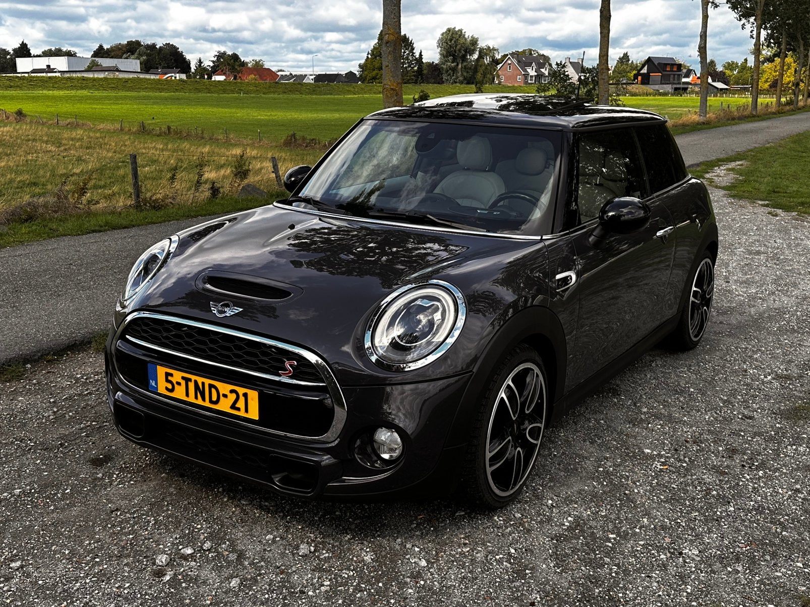 Mini Cooper S F56 2014, Auto's, Mini, Voorwielaandrijving, 1998 cc, 4 stoelen, 49 €/maand